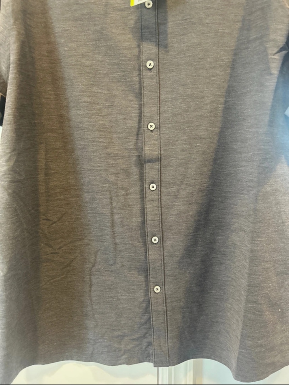 all in motion Men's Short-Sleeve Button-Down Shirt in Charcoal Gray - Picture 3 of 10